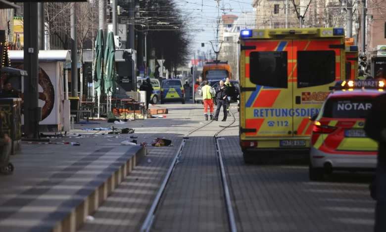 almanya araba kalabaliga daldi