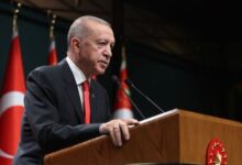 Cumhurbaşkanı Recep Tayyip Erdoğan, Ramazan Bayramı tatilinin kamu çalışanları için 9 güne çıkarıldığını açıkladı.