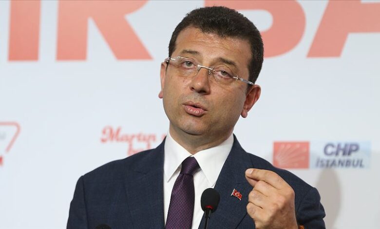 CHP’nin cumhurbaşkanı adayını belirlemek için düzenleyeceği ön seçim öncesinde, Ekrem İmamoğlu, Ankara’da partililerle bir araya geldi.