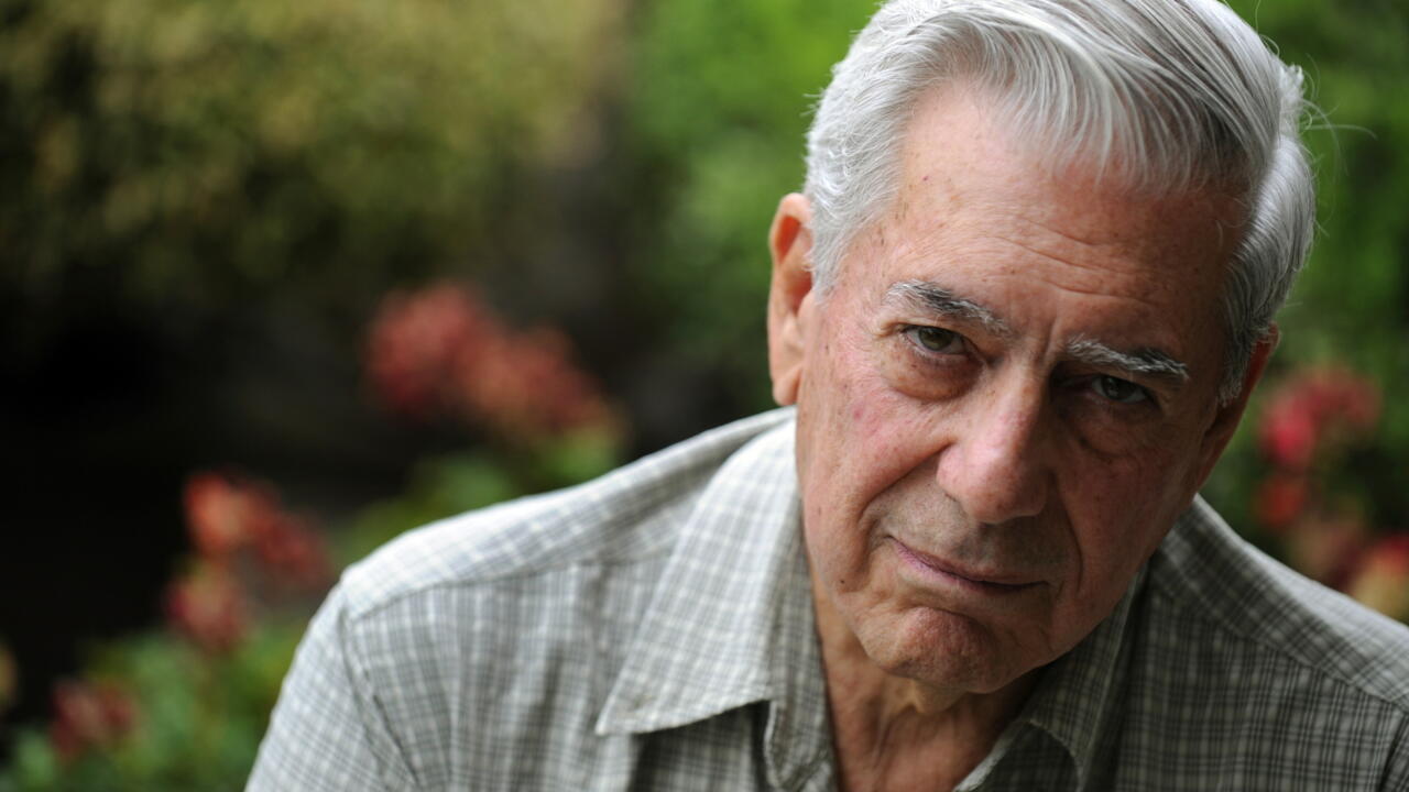 Nobel ödüllü yazar Mario Vargas Llosa yaşamını yitirdi 1 2010 Nobel Edebiyat Ödülü'nün sahibi olan dünyaca ünlü Perulu yazar Mario Vargas Llosa, 89 yaşında hayatını kaybetti.
