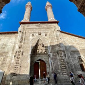Sivas Çifte Minareli Medrese