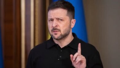 Ukrayna lideri Volodimir Zelenskiy, Rus ordusunun ateşkese rağmen saldırılara devam ettiğini açıkladı.