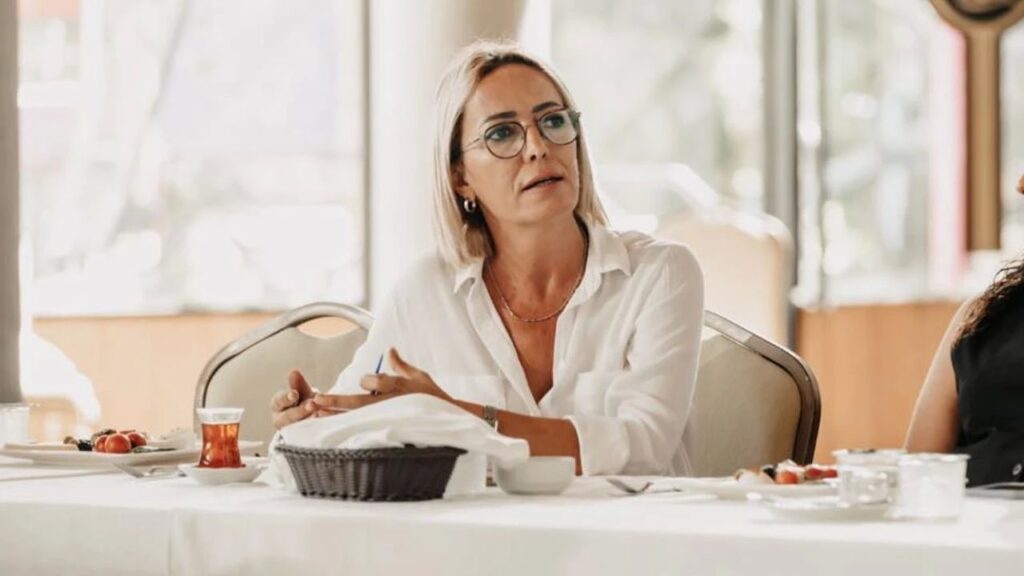 Ayşemden Akın ile ilgili tüm haberler NationalTurk.com'da! Ayşemden Akın haberleri, gelişmeleri ve Ayşemden Akın fotoğrafları yer alıyor. 