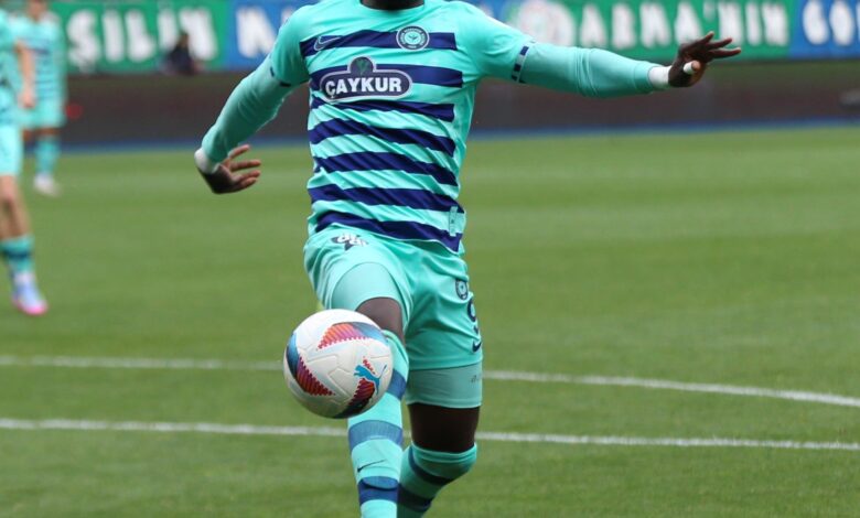 Trendyol Süper Lig'de Gaziantep FK'yı 1-0 mağlup eden Çaykur Rizespor kümede kalma yolunda önemli adım attı. Alanyaspor ise evinde Kayserispor ile 1-1 berabere kalarak büyük fırsat tepti