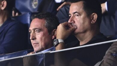 Süper Lig’de şampiyonluk yarışında geri düşen Fenerbahçe’de eleştiriler artarken, Başkan Ali Koç sessizliğini bozdu.