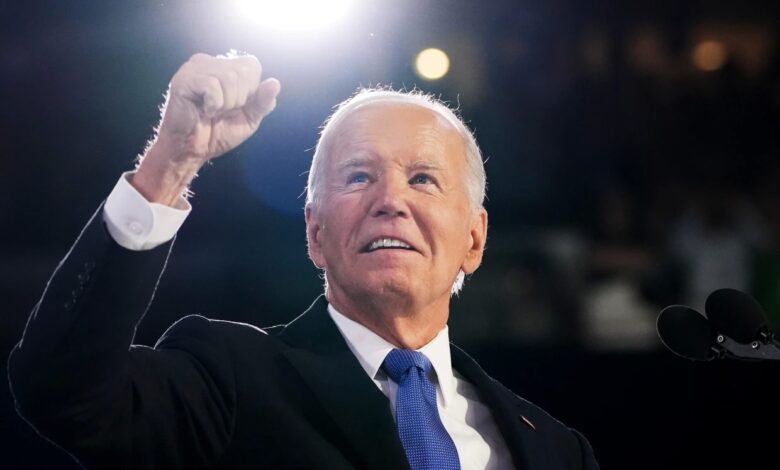 Eski ABD Başkanı Joe Biden, Trump yönetiminin Ukrayna’ya toprak tavizi baskısını “modern zamanların teslimiyet politikası” olarak tanımladı.