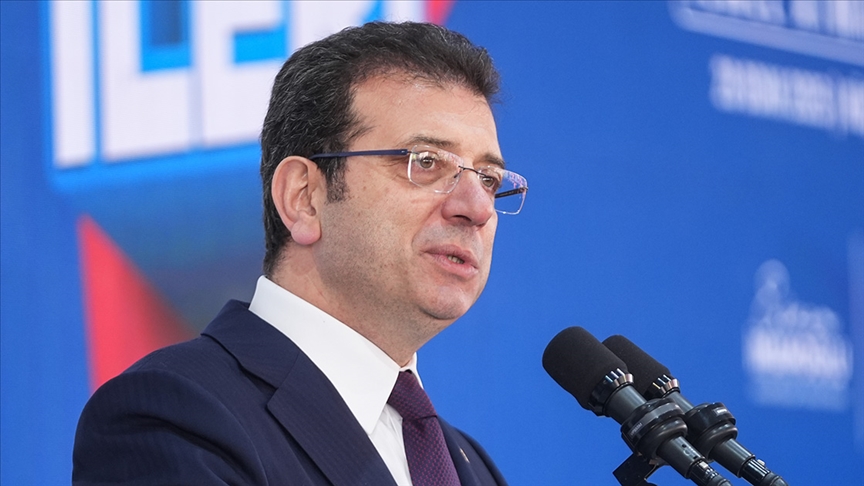 Ekrem İmamoğlu kurultay soruşturmasında ifade verdi 1 Ankara Cumhuriyet Başsavcılığı'nın yürüttüğü soruşturma kapsamında Ekrem İmamoğlu da şüpheli sıfatıyla dinlendi.