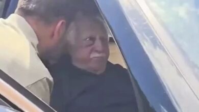 20 Ekim 2024’te öldüğü belirtilen FETÖ elebaşı Fetullah Gülen’in, Türkiye’deki resmi kayıtlarda hala hayatta göründüğü iddia edildi.