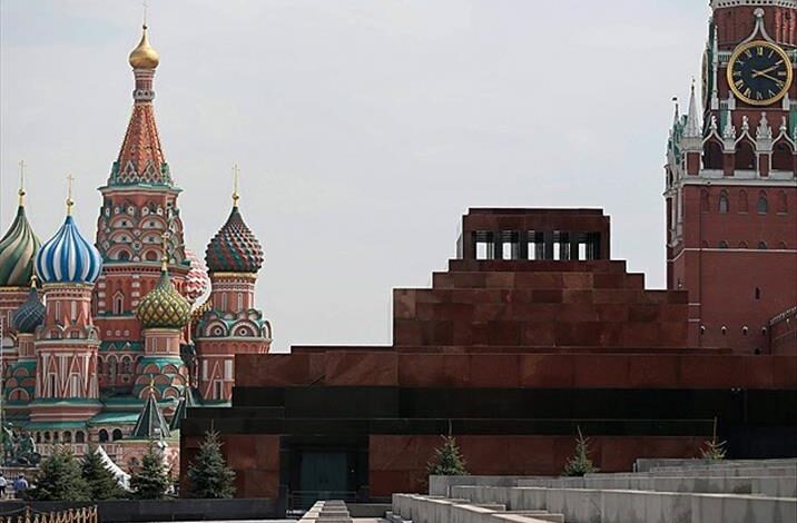 Kremlin Sözcüsü Peskov, Putin ile Zelenski’nin görüşmesi için esir takasının tamamlanması gerektiğini söyledi.