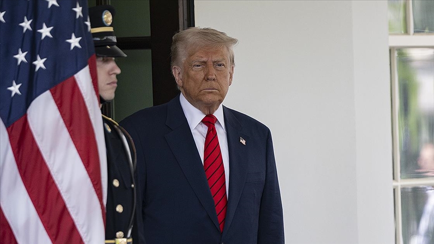 Trump, Putin-Zelenski görüşmesine Rubio’yu gönderiyor 1 Trump, Putin ile Zelenski arasında perşembe günü İstanbul’da yapılması planlanan zirveye Dışişleri Bakanı Marco Rubio’yu göndereceğini açıkladı.