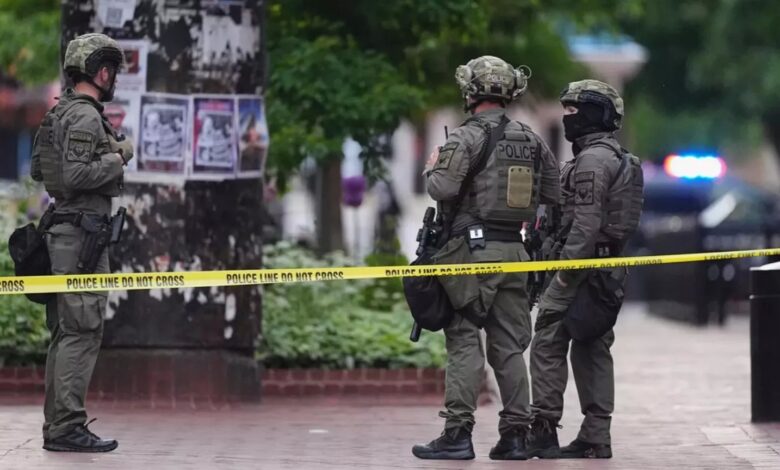 ABD’nin Colorado eyaletinde, İsrail rehinelerine destek gösterisi sırasında düzenlenen saldırıda sekiz kişi yaralandı.