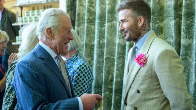 David Beckham, kariyerini noktalamasının ardından sadece spor dünyasında değil, İngiltere kraliyet çevrelerinde de etkileyici bir figüre dönüştü.