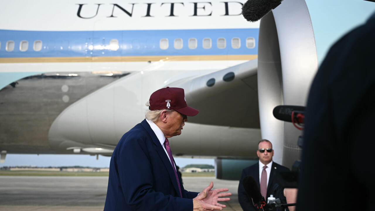 G7 zirvesinde Trump’a İran baskısı 1 Kanada’daki G7 zirvesinde bir araya gelen liderler, ABD Başkanı Donald Trump’tan İran stratejisini netleştirmesini bekliyor