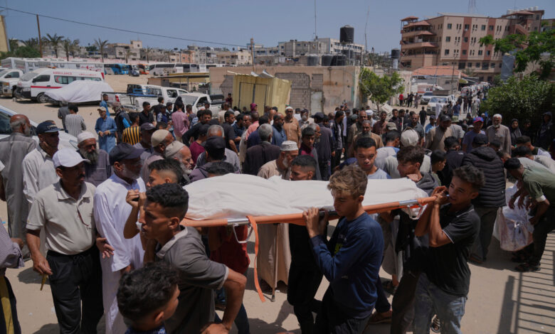 Gazze’de yardım dağıtımı sırasında bekleyen sivillere ateş açılması sonucu en az 27 Filistinli yaşamını yitirdi.