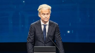 Koalisyon hükümetinin çökmesiyle siyasi dengelerin sarsıldığı Hollanda'da erken seçim tarihi netleşti.