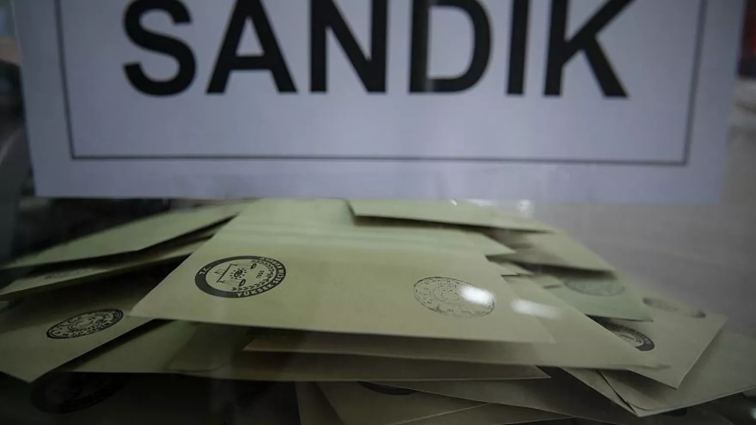 İBB soruşturması sonrası 3 ilçede başkanvekili seçimi 1 Gaziosmanpaşa, Avcılar ve Büyükçekmece belediye başkanlarının yerine başkanvekili seçimleri bugün yapılacak.