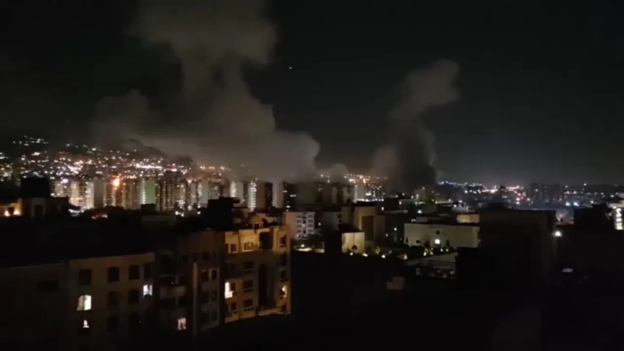 İsrail’e 100’den fazla İHA yönlendirildi! 1 İsrail’in İran’a yönelik saldırılarının ardından tansiyon daha da yükseldi. İran, 100’den fazla kamikaze İHA’yı İsrail’e yönlendirdi.