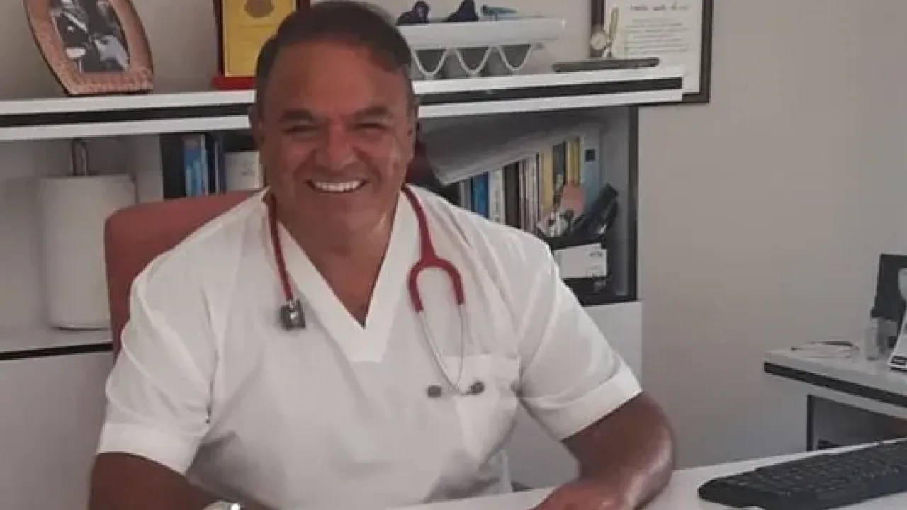 Kanser tedavisini bulduğunu söyleyen Dr. Mustafa Savan Günay, Eskişehir’deki evinde ölü bulundu.