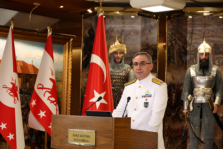 MSB'den Çelik Kubbe açıklaması 1 Milli Savunma Bakanlığı, Türkiye’nin hava savunma kapasitesinin güçlendirilmesi için “Çelik Kubbe” yatırımları hakkında bilgi verdi.