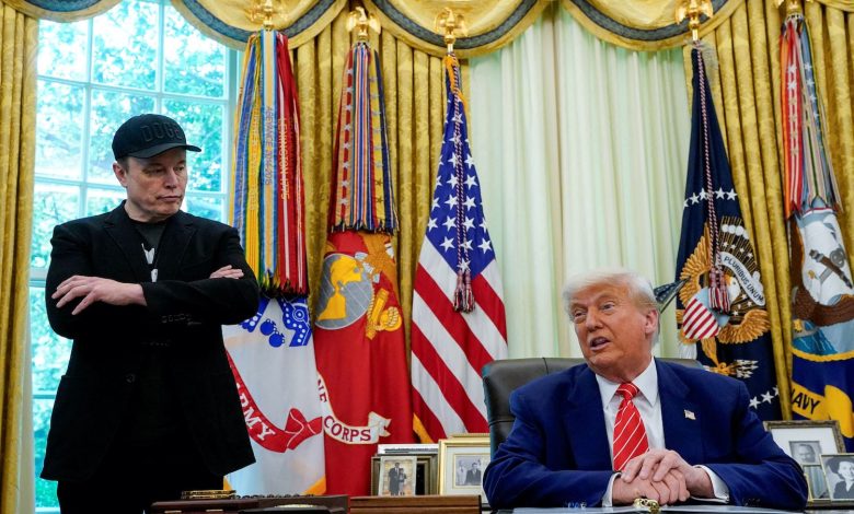 Tesla CEO’su Elon Musk ile ABD Başkanı Donald Trump arasında başlayan çatışma giderek sertleşti.