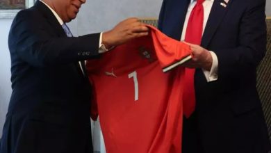 ronaldo trump baris mesajli forma