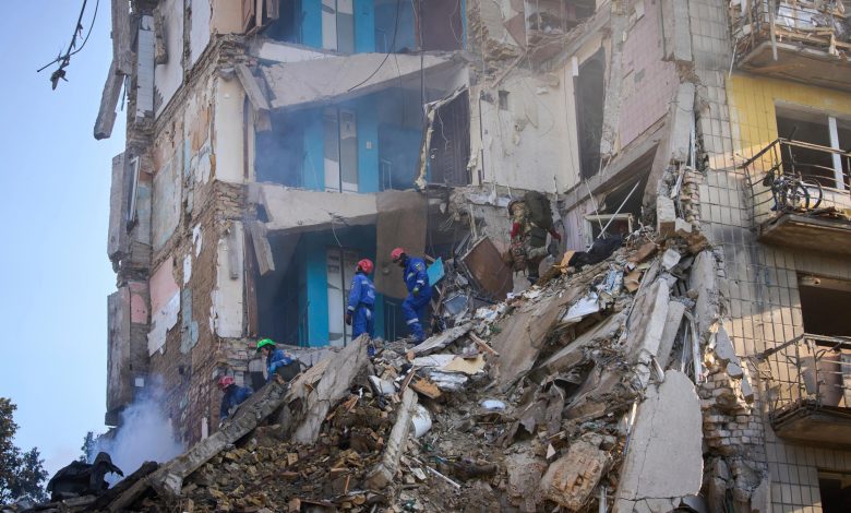 Ukrayna’nın başkenti Kiev, gece saatlerinde Rusya'nın düzenlediği insansız hava aracı ve füze saldırılarıyla sarsıldı.