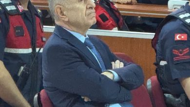 Zafer Partisi Genel Başkanı Ümit Özdağ, "halkı kin ve düşmanlığa alenen tahrik etme" suçlamasıyla tutuklu bulunduğu davanın ikinci duruşmasında çıkan kararla tahliye edildi