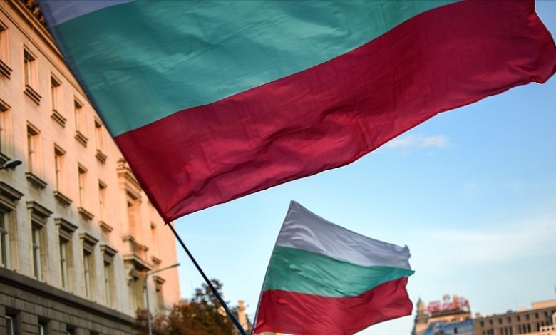 Bulgaristan Euro’ya geçiyor 17 2007’de Avrupa Birliği’ne katılan Bulgaristan, 1 Ocak 2026 itibarıyla Euro Bölgesi’nin 21’inci üyesi olacak.