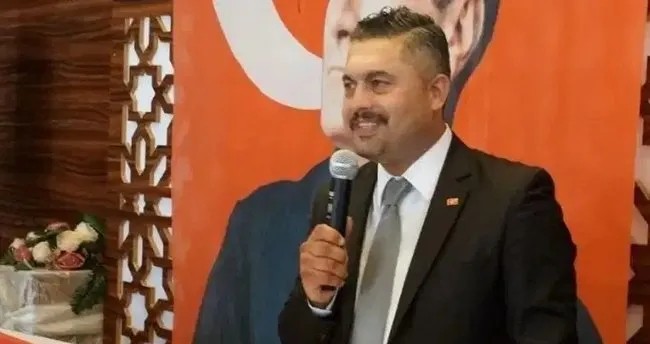 CHP’li Şile Belediye Başkanı Özgür Kabadayı gözaltına alındı 1 CHP'li Belediye Başkanı Özgür Kabadayı ile birlikte bazı belediye görevlileri evlerinden gözaltına alındı.