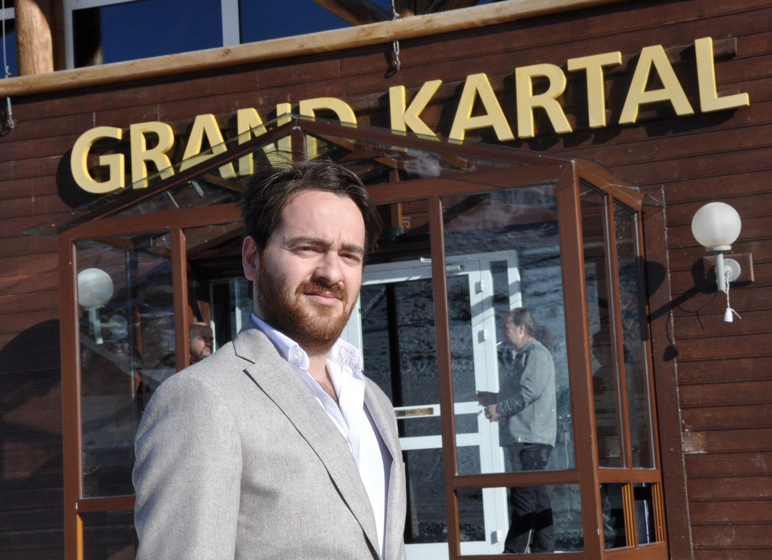 Grand Kartal Otel genel müdürü: Tahliyemi istemiyorum 1 Bolu’da 78 kişinin hayatını kaybettiği Grand Kartal Otel yangınına ilişkin davanın 10. duruşma gününde sanıklar tahliye talebinde bulundu.