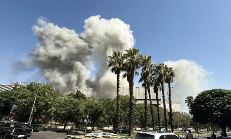 Suriye’nin Sweida kentinde Dürzi milislerle rejim güçleri arasındaki çatışmalar can alırken, İsrail’in müdahalesiyle bölge daha da alevlendi.