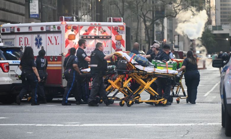 New York’ta dehşet: Silahlı saldırıda 4 kişi öldü 7 New York’un en işlek noktalarından biri olan Park Avenue'deki gökdelende düzenlenen silahlı saldırıda biri polis dört kişi hayatını kaybetti.