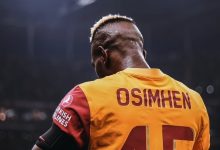 Napoli, Galatasaray'a, anlaşmaya yakın iken "Hayır" dediği Victor Osimhen'in Al Hilal'e transfer olması için baskı yapıyor
