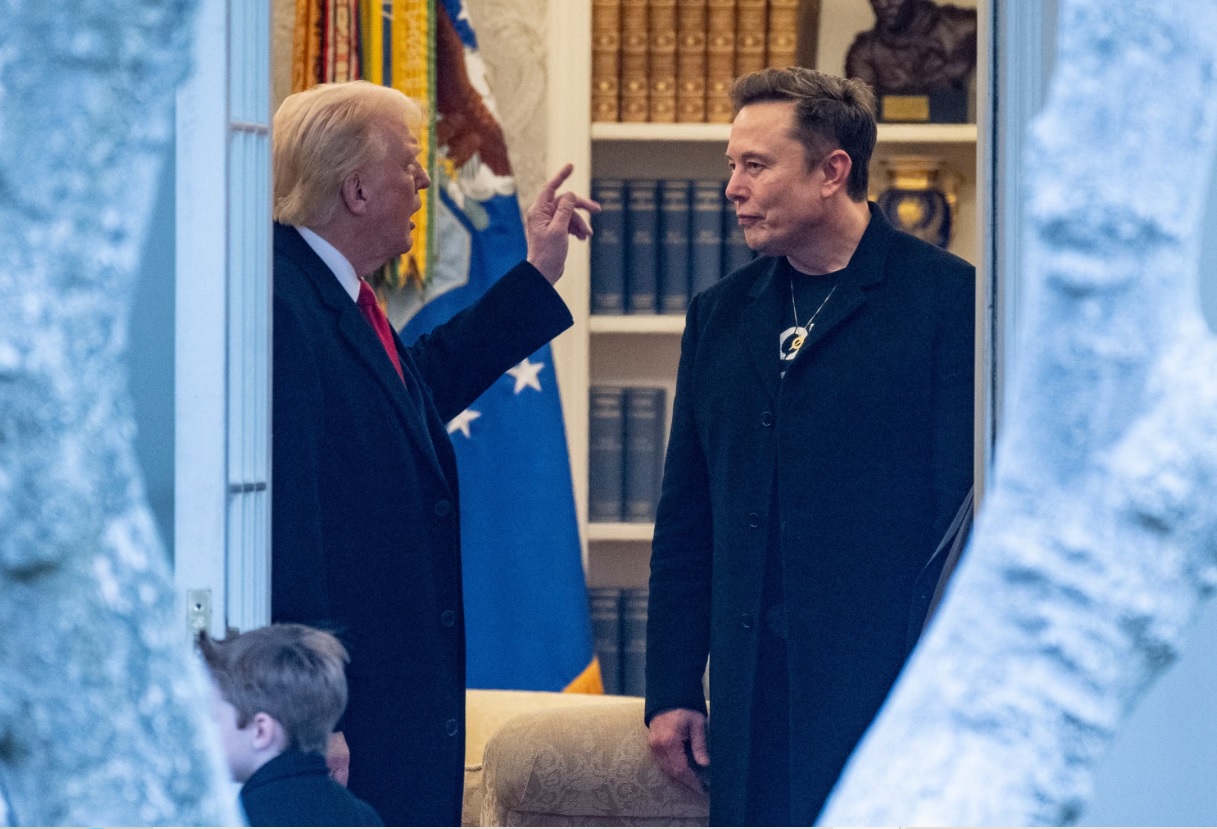 ABD Başkanı Donald Trump, Elon Musk’ın Amerika Partisi adını verdiği yeni siyasi oluşumuna sert tepki gösterdi.