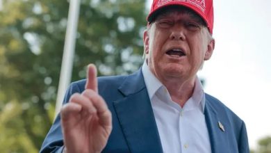 Avrupa Birliği ile ABD arasında kırılgan seyreden ticaret ilişkileri, Donald Trump’ın yeni gümrük vergisi tehdidiyle yeniden krize sürüklenebilir.