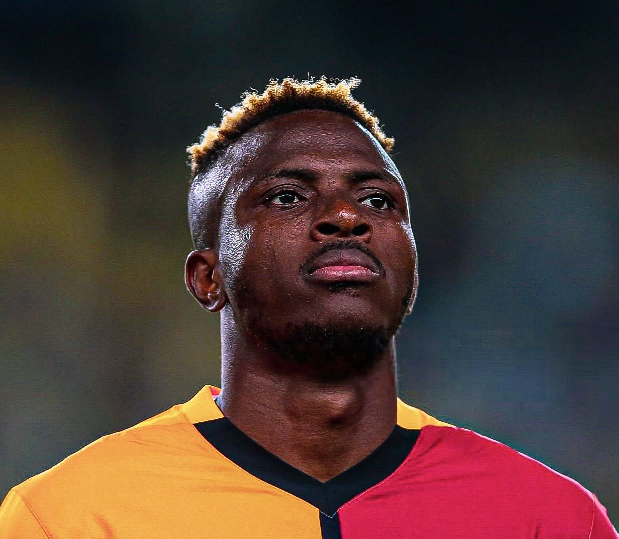 Victor Osimhen artık tamam 1 La Gazzetta dello Sport'a göre, Napoli, 40 milyon Euro peşin ve 35 milyon Euro'nun 2026'ya kadar ödenmesi karşılığında Victor Osimhen'i Galatasaray'a verdi