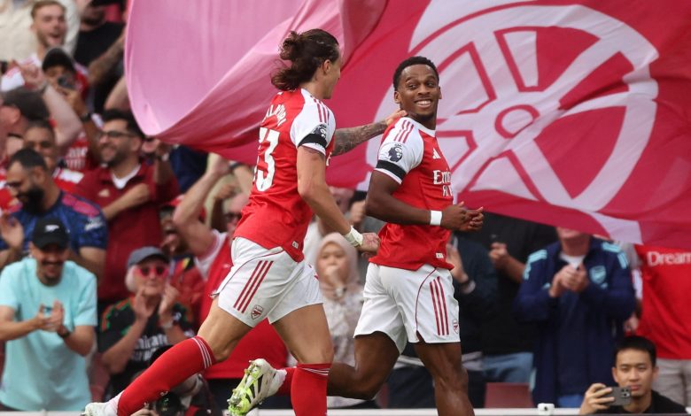 İngiltere Premier Lig'de Manchester United deplasmanında 1-0 kazanan Arsenal, Leeds United'ı da 5-0 mağlup etti