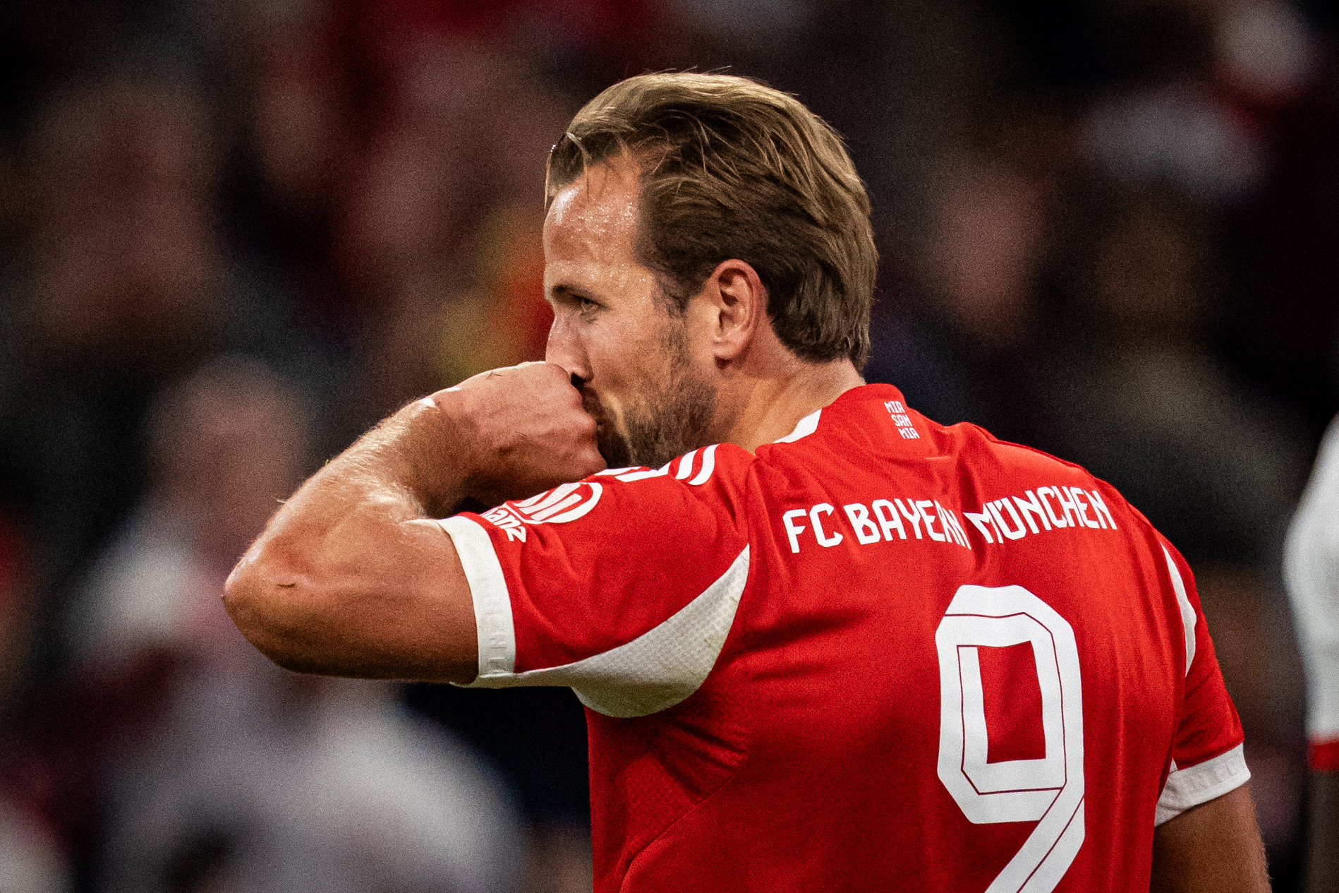 Bayern Münih'ten yarım düzine 1 Alman Ligi'nde yeni sezonun açılış maçında Bayern Münih, Leipzig'i 6-0'la adeta sahadan sildi