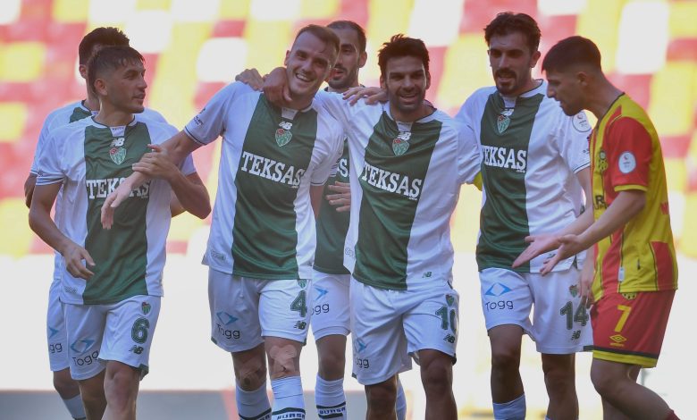 Bursaspor gol olup yağdı 20 Bursaspor, TFF 2. Lig Kırmızı-Grup'taki ilk maçında Yeni Malatyaspor deplasmanında 8-0 galip geldi