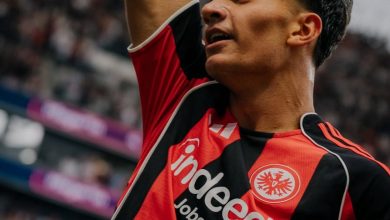 Almanya Ligi'nde ilk hafta maçında Werder Bremen'i 4-1 yenen Eintracht Frankfurt'ta Can Uzun 1 gol, 2 asistle yıldızlaştı
