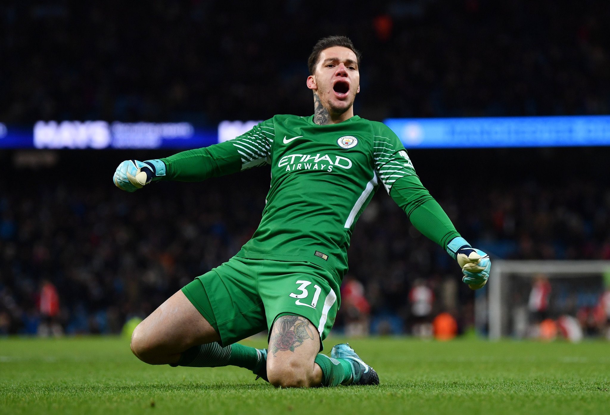 Ederson'a Galatasaray yolu açıldı 1 Manchester City'nin Gianluigi Donnarumma ile anlaşmasının ardından Ederson'un Galatasaray'a transferi an meselesi
