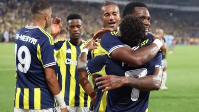 UEFA Şampiyonlar Ligi 3. eleme turu rövanşında Kadıköy’de Hollanda ekibi Feyenoord’u 5-2 mağlup eden Fenerbahçe, adını play-off turuna yazdırdı.
