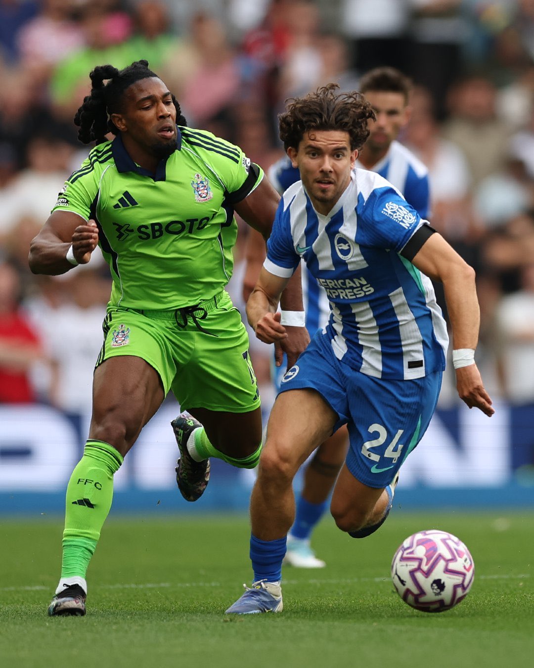 Ferdi Kadıoğlu, 2 Kasım 2024'ten bu yana ilk kez Brighton formasını 1-1 biten Fulham maçında giydi