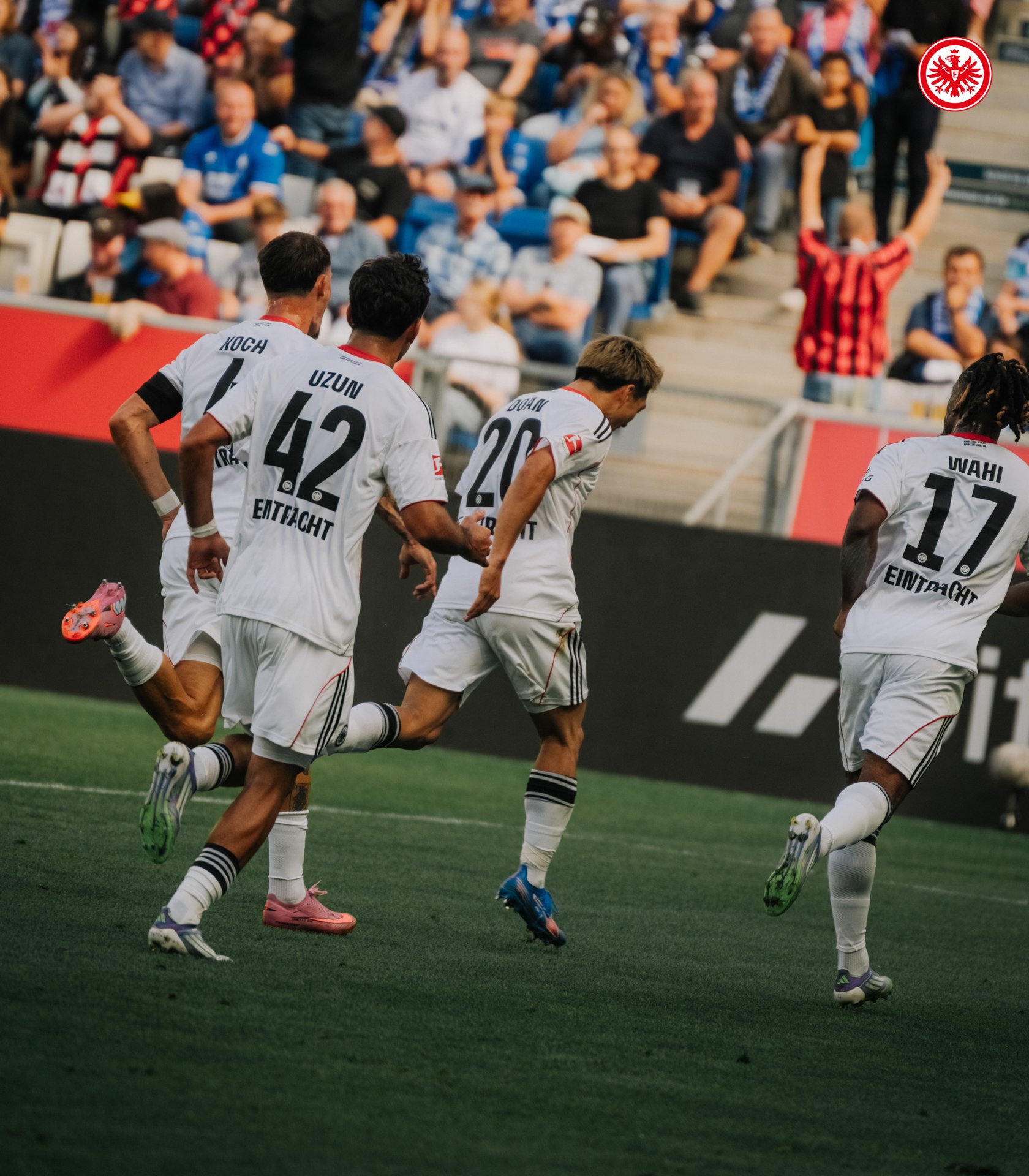 Eintracht Frankfurt fırtına gibi 1 Galatasaray'ın Şampiyonlar Ligi'nde 18 Eylül'deki ilk rakibi Eintracht Frankfurt, Almanya Ligi'ne ikide iki yaparak başladı
