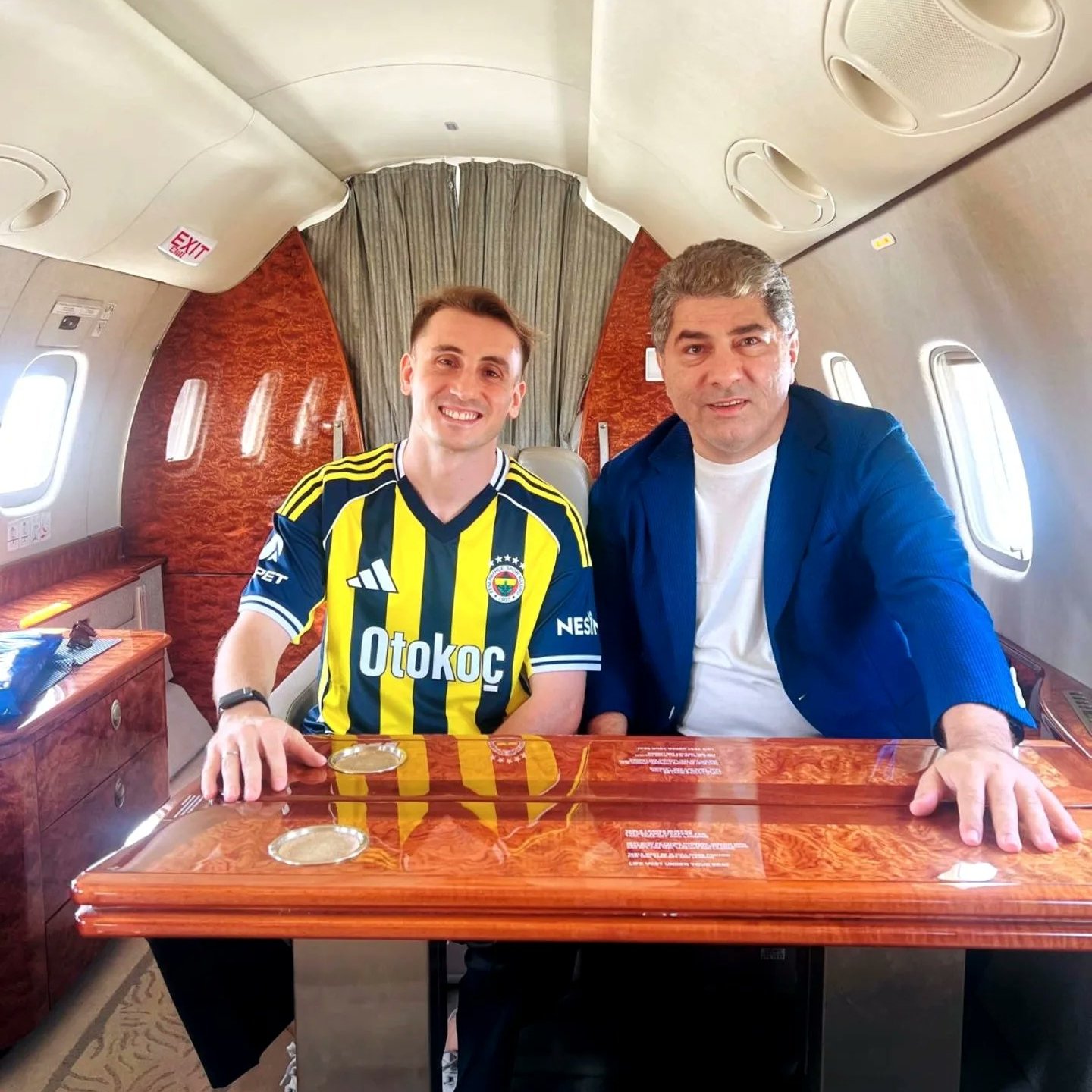 Kerem Aktürkoğlu Fenerbahçe’de! 1 Fenerbahçe, Benfica ile yaptığı görüşmeler sonucunda milli futbolcu Kerem Aktürkoğlu’nun transferi için prensip anlaşmasına vardı.