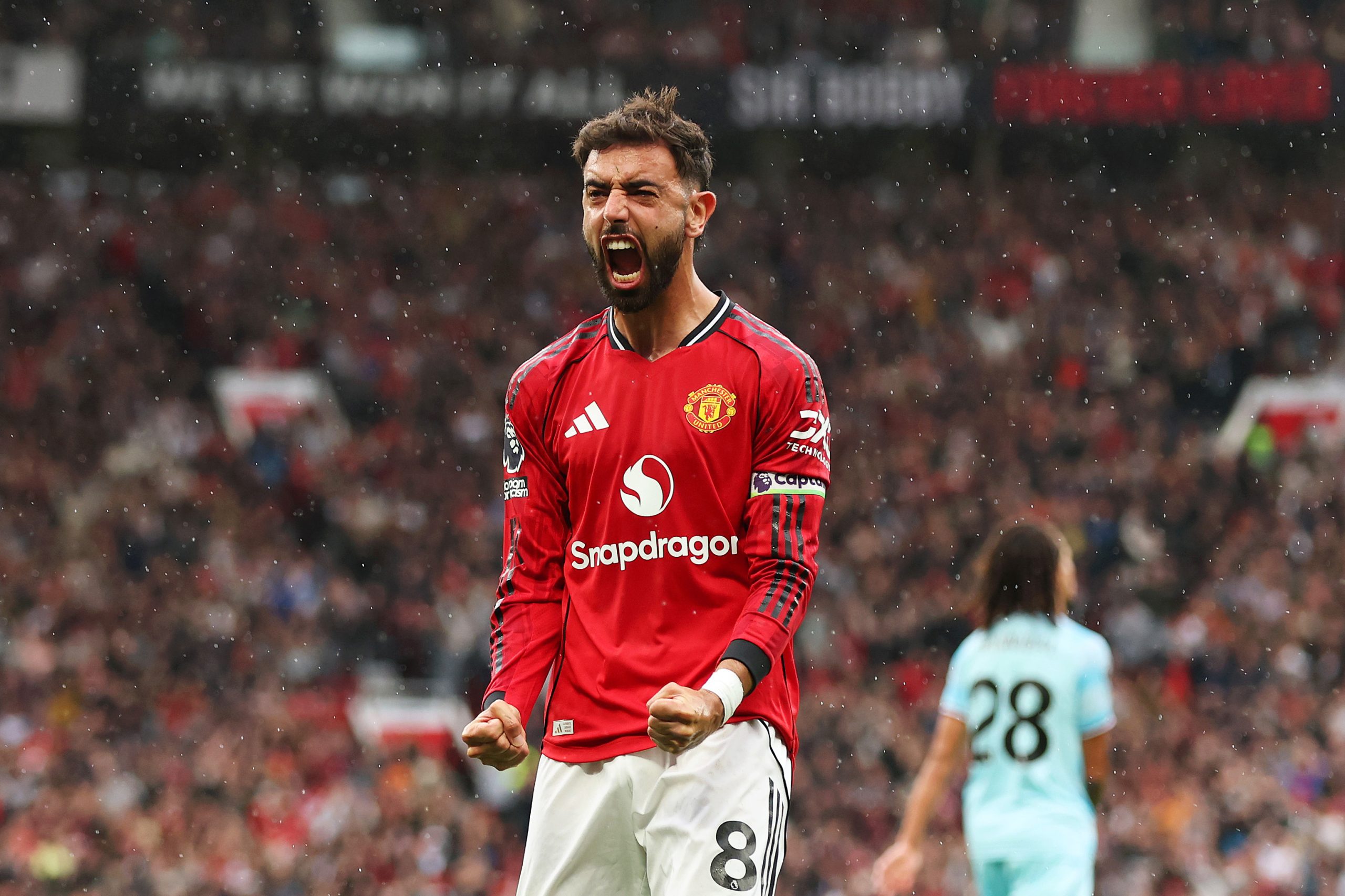 Manchester United sonunda güldü 1 İngiltere Premier Lig'de Manchester United, Burnley karşısında 90+7'de attığı golle ilk galibiyetini elde etti