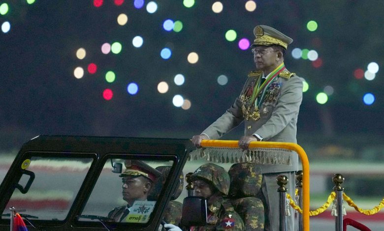 Myanmar’da cunta sahte seçim hazırlığında 5 Myanmar ordusu, dört yıldır süren kanlı iç savaşın ortasında “sivil hükümet” görüntüsü vermek için seçim planları yapıyor.