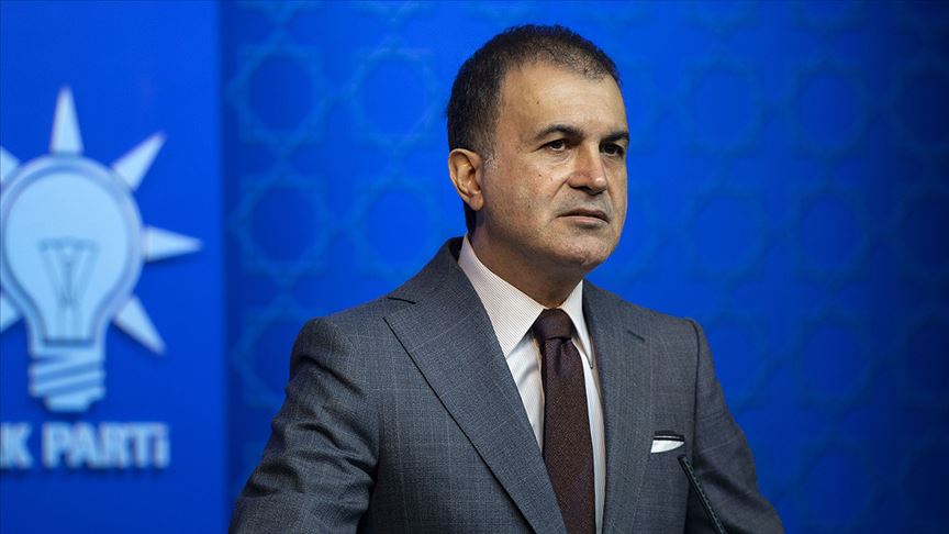 Ömer Çelik, CHP Genel Başkanı Özgür Özel’in Cumhurbaşkanı Erdoğan, AK Parti ve Cumhur İttifakı’na yönelik sözlerini “hezeyan” olarak niteledi.