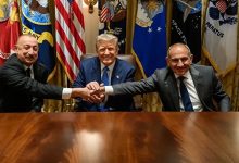Ermenistan Başbakanı Nikol Paşinyan, Donald Trump’ın kendisine gönderdiği imzalı fotoğrafları sosyal medyada paylaşarak teşekkür etti.