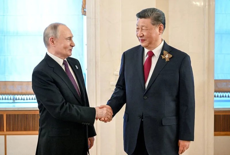 Putin’den Çin’e “Tarihi” ziyaret 1 Kremlin’in “emsalsiz” diye nitelendirdiği ziyaret kapsamında Rusya Devlet Başkanı Vladimir Putin, bu hafta sonu Çin’e gidiyor.